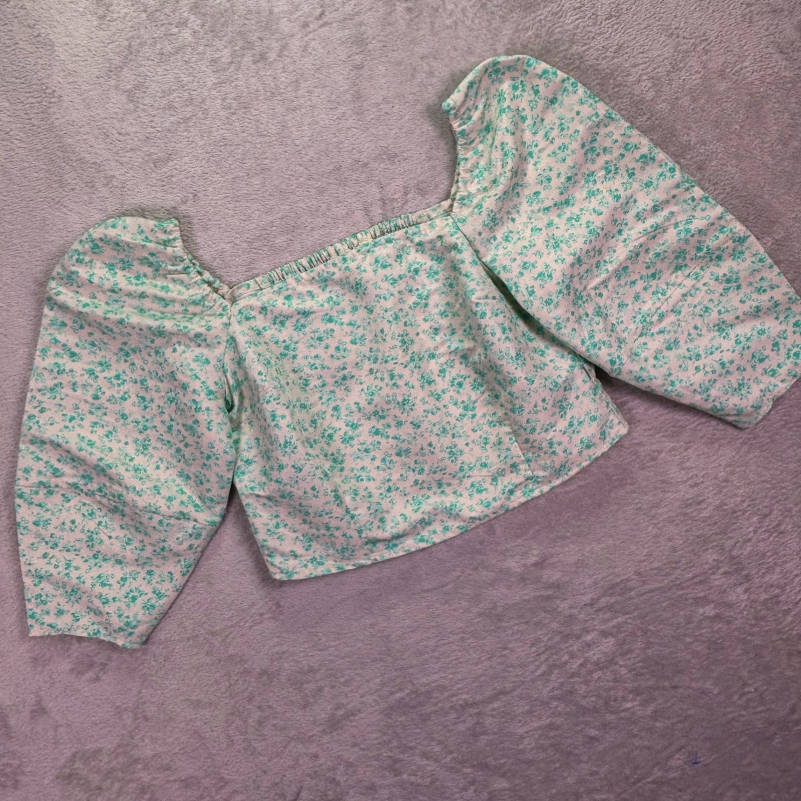 Levi’s Women Top M Green Floral Puff Sleeve Smocked Square Neck Crop A3378-0001