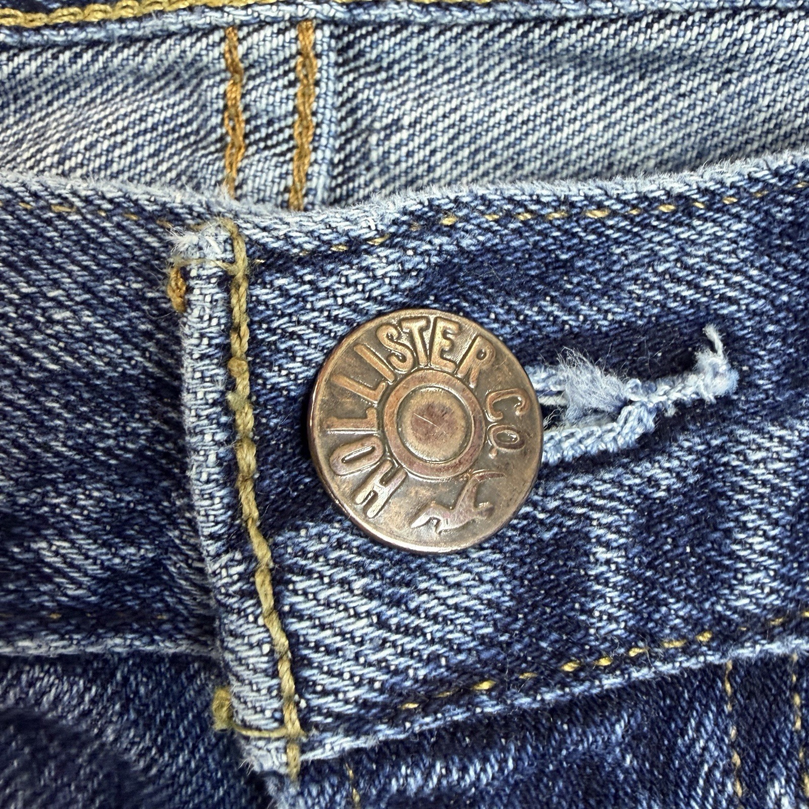 Hollister Jeans Mens 33×32 Distressed Slim Straight Blue Denim Frayed Hem