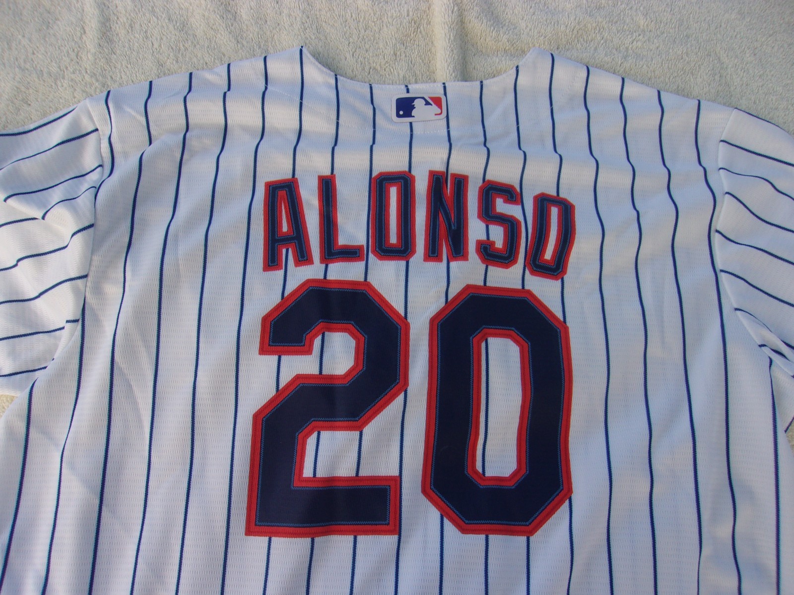 NWT Nike Youth baseball jersey, M, or XL, NY Mets, #20, Alonso, white, stripes