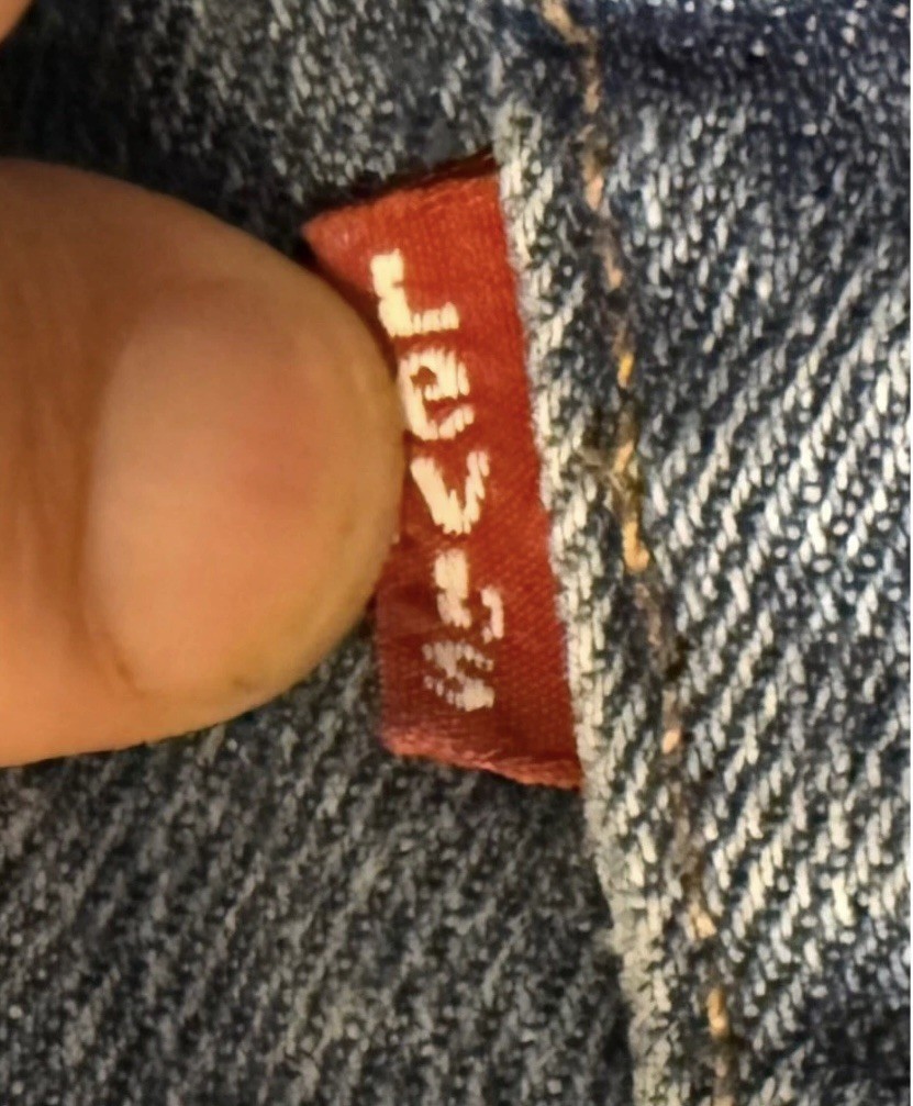 Levi’s 501 Original Fit Jeans Mens 30×30 Medium Wash Button Fly Denim Red Tab