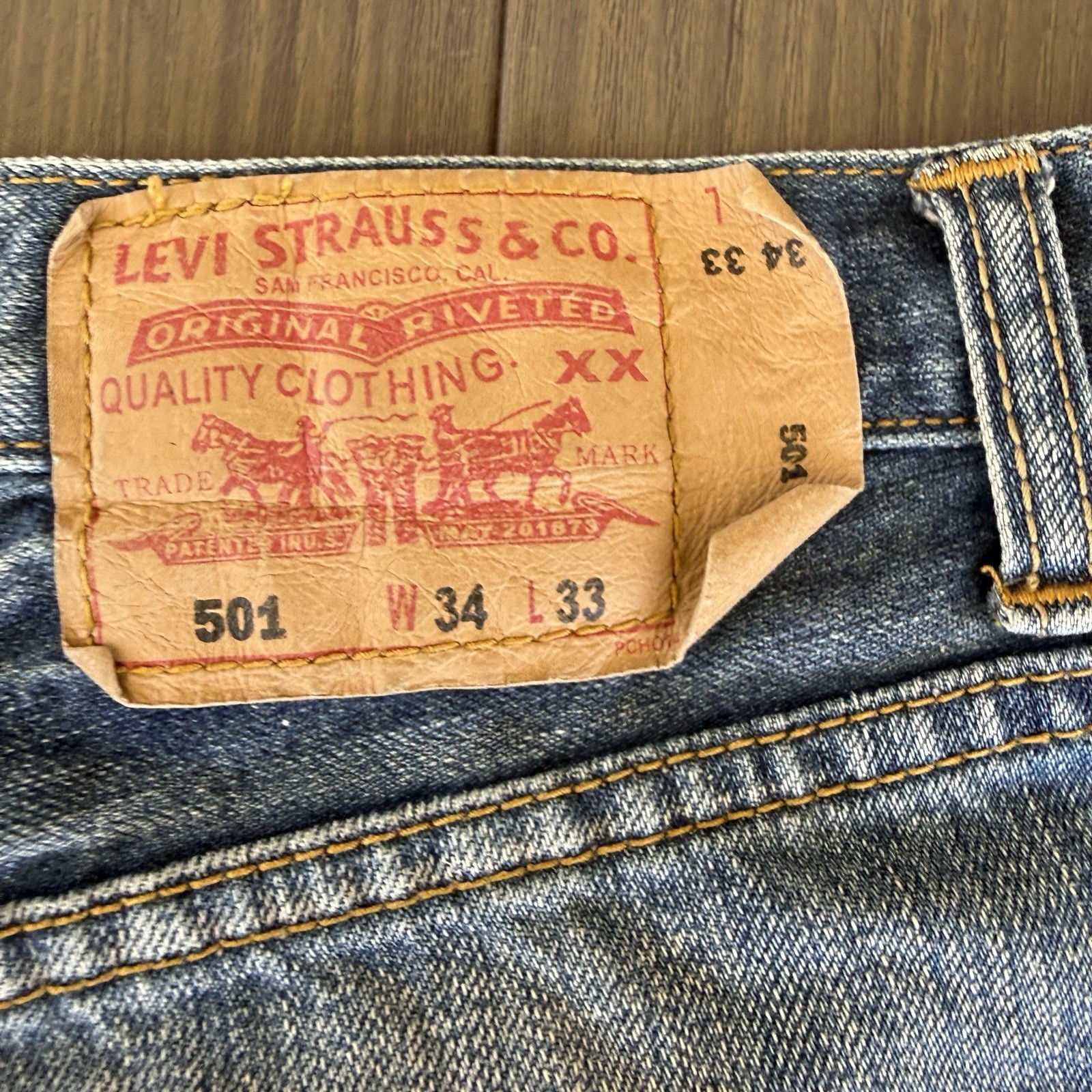 VTG Levis 501 Button Fly Blue Jeans Mens 34×34 Stone Wash Distressed Denim Y2K