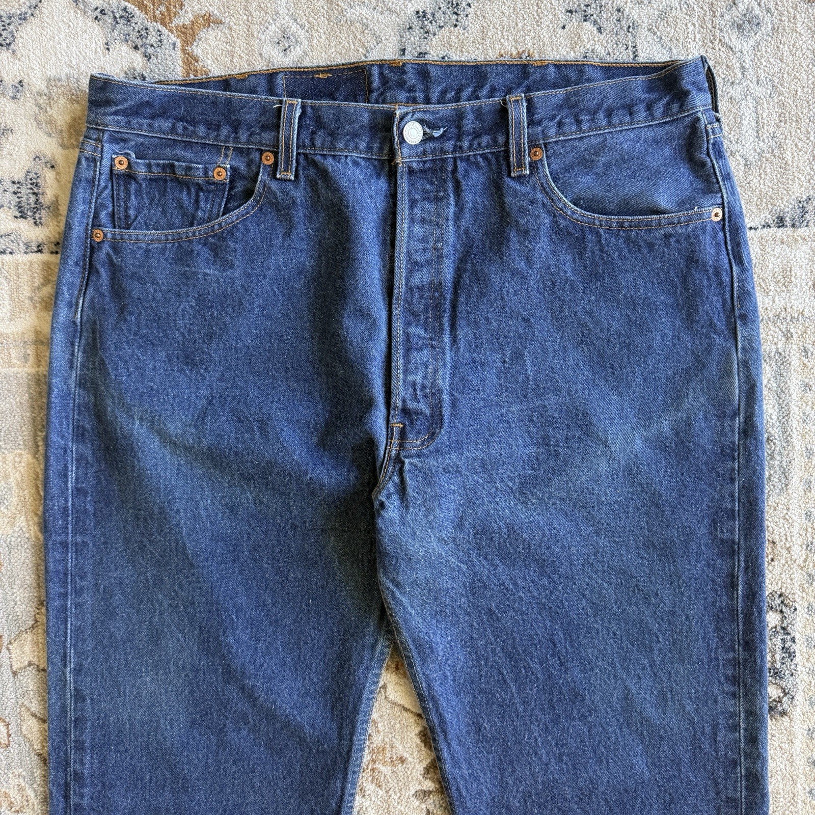 Vintage Levi’s Jeans Mens (FITS 36×31”) 501 XX Shrink To Fit Made in USA Denim