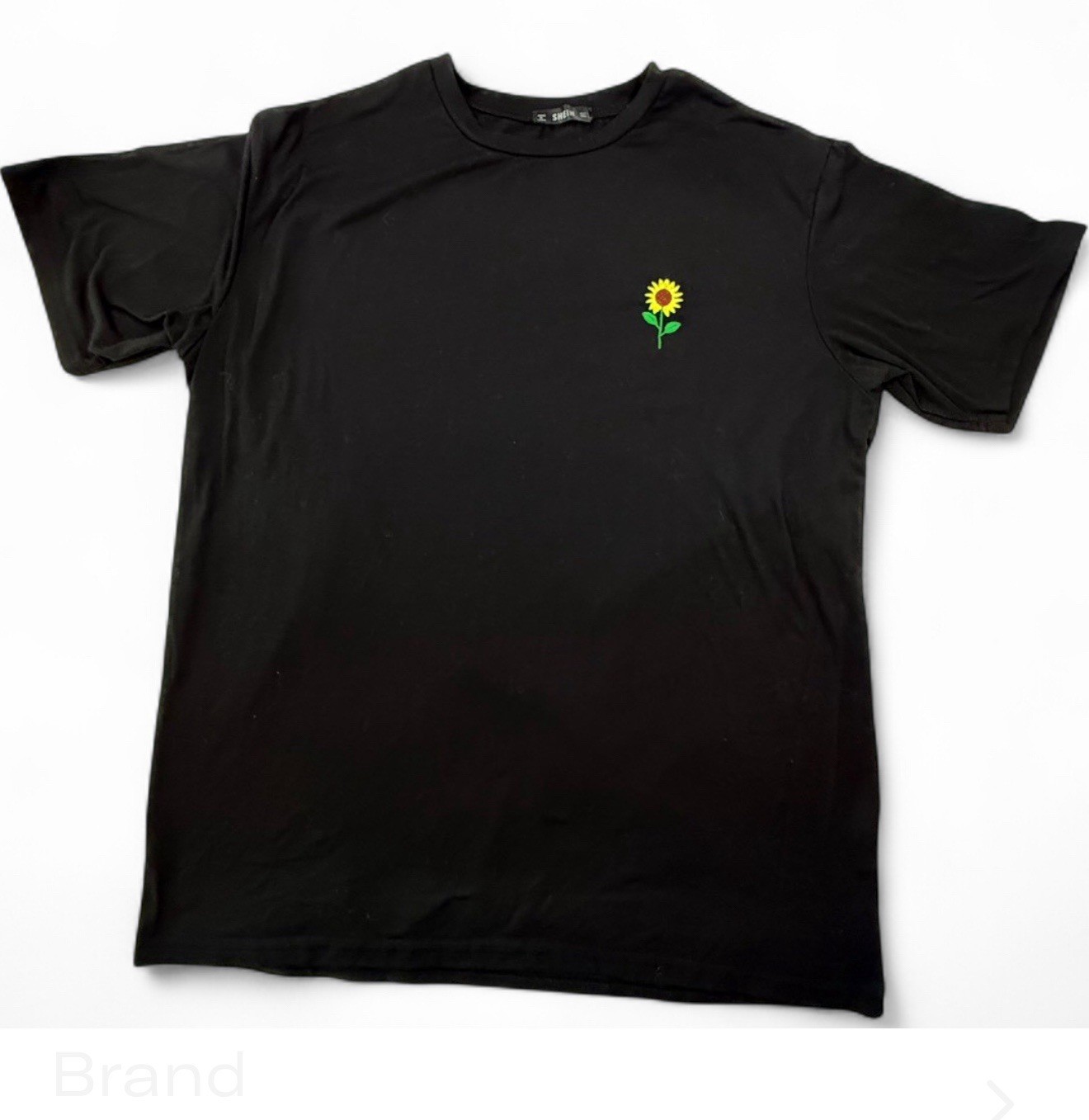 BLACK T-SHIRT WITH EMBROIDERED SUNFLOWER, SIZE L, CHEST 46 IN, LENGTH 29 IN