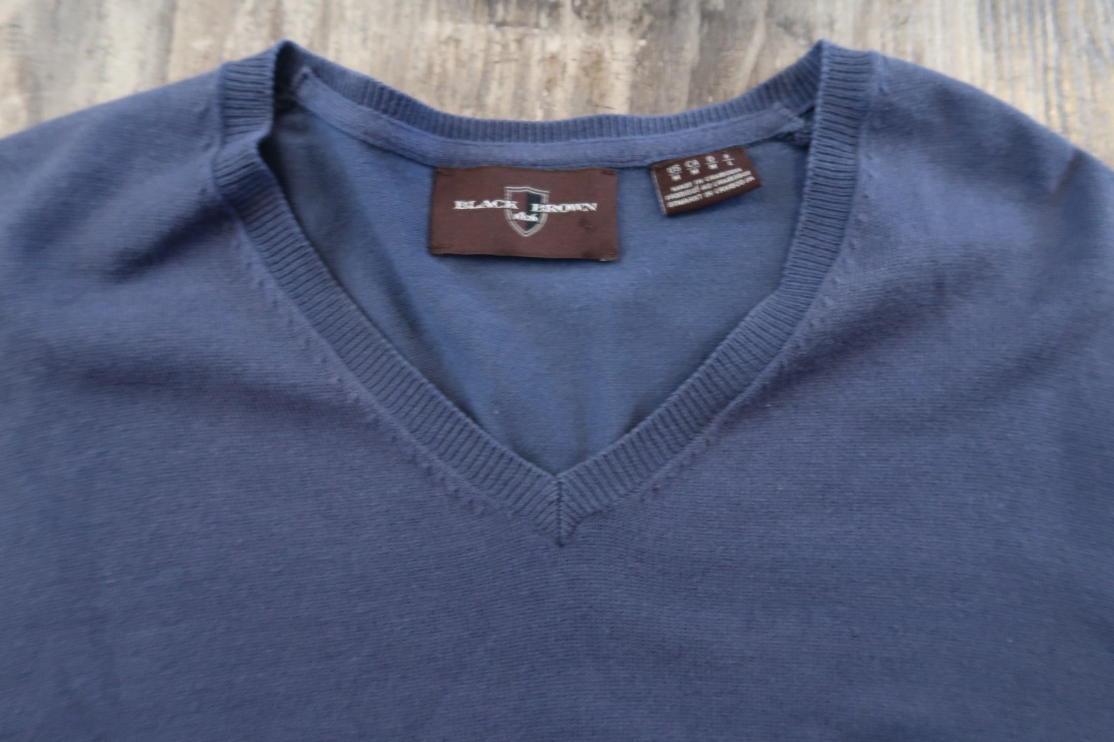 Black Brown 1826 Navy Blue Vneck Mens Sweatshirt Medium