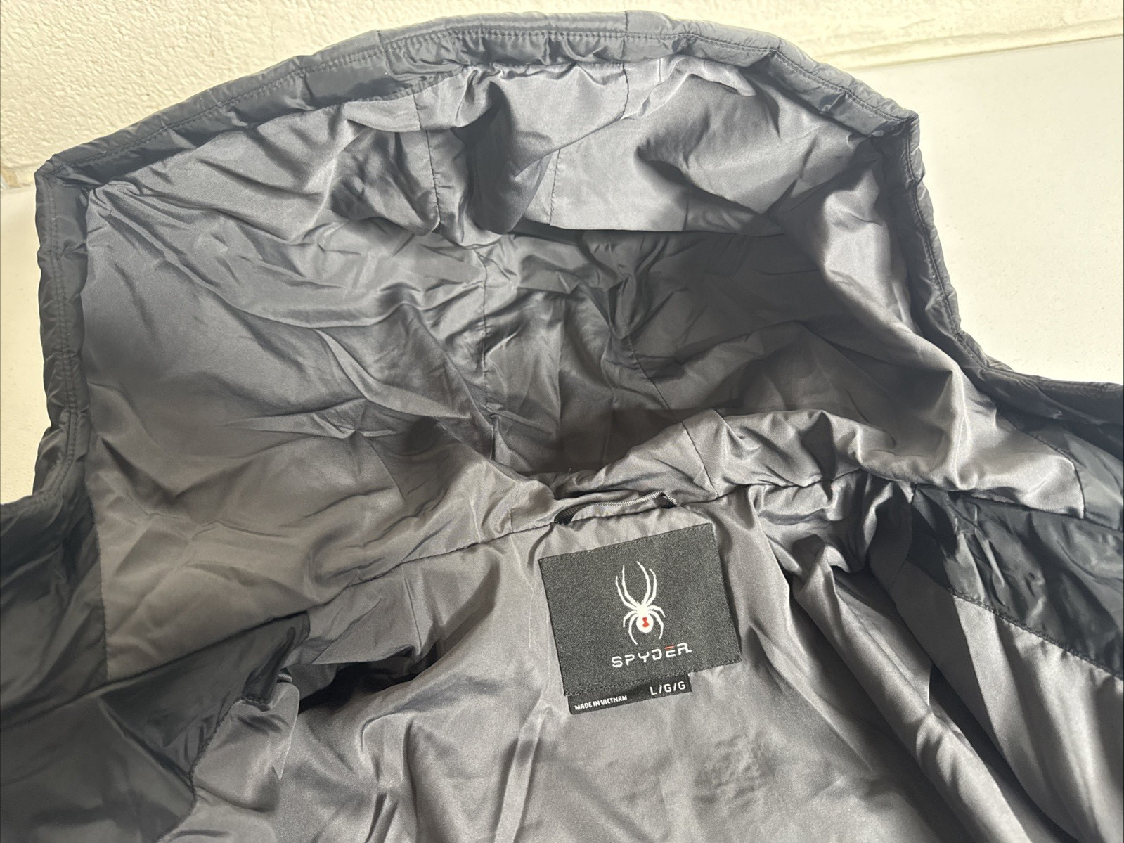 Women’s SPYDER Large Black Puffer Full Zip Hooded Nylon Polyester Jacket Coat