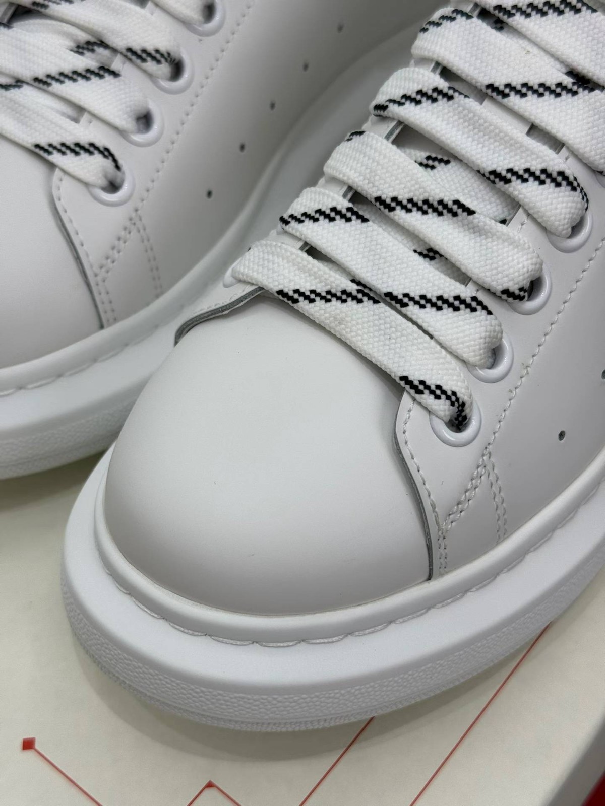 Alexander McQueen Oversized Sneaker White Black Heel Men Trainers