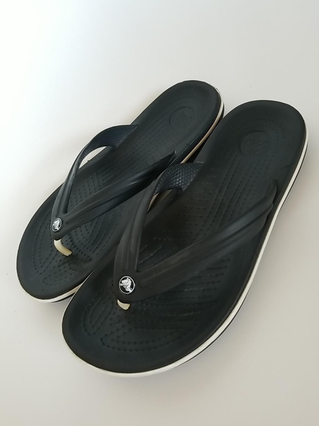 CROCS CROCBAND Flip Flop Sandals Slip On US Men 4 Women 6 EU 36-37 Black White