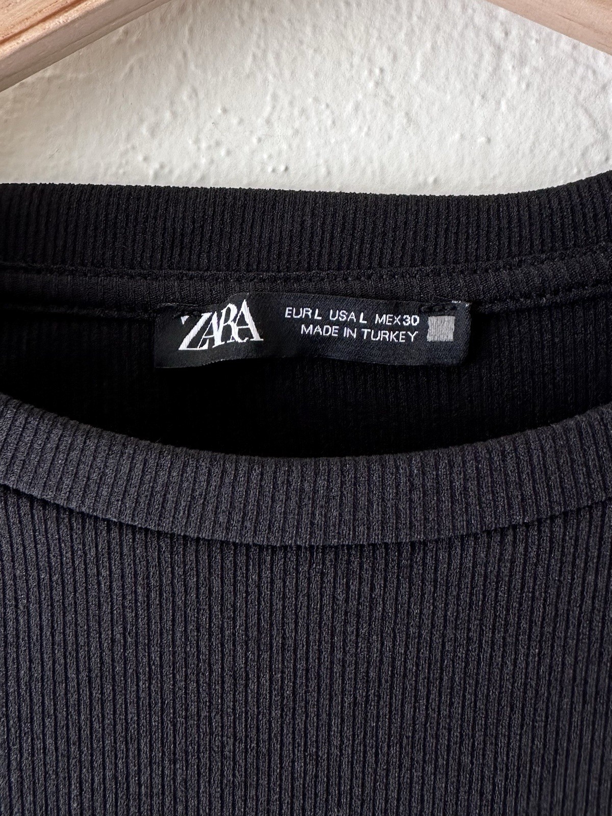 Zara fall 2020 black puff mutton sleeve top women’s large gothic victorian