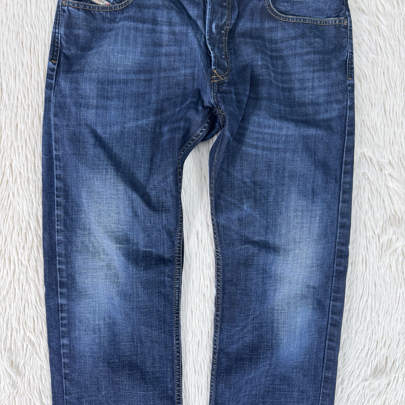 Diesel Industry Larkee Blue Dark Wash Mid-Rise Straight Leg Denim Jeans Men’s 33