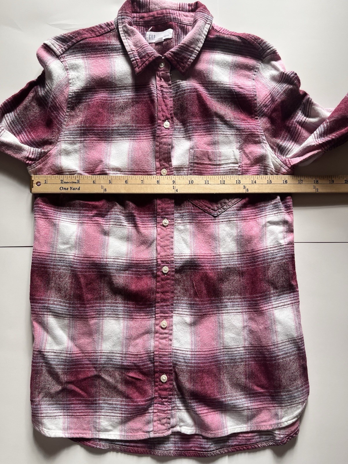 Gap: Women’s Boyfriend Fitted Red Plaid Flannel Shirt