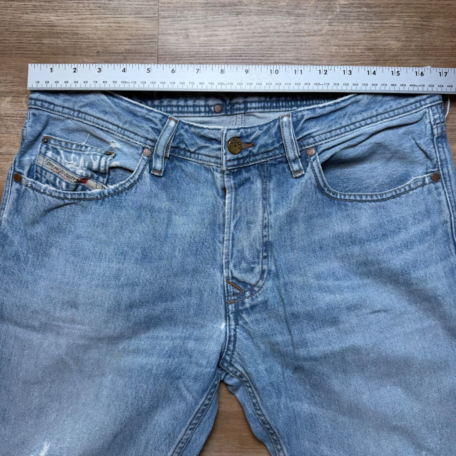 Diesel Larkee Jeans Men 33×34 Light Wash Distressed Straight Leg Denim 0800Z