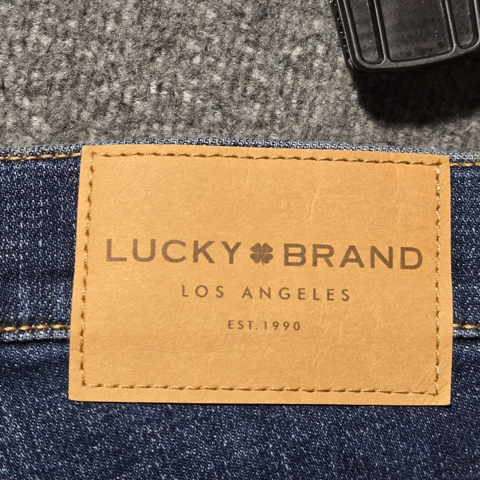 Lucky Brand Jeans Mens 30×30 Blue 121 Slim Straight NWT New Denim Pants