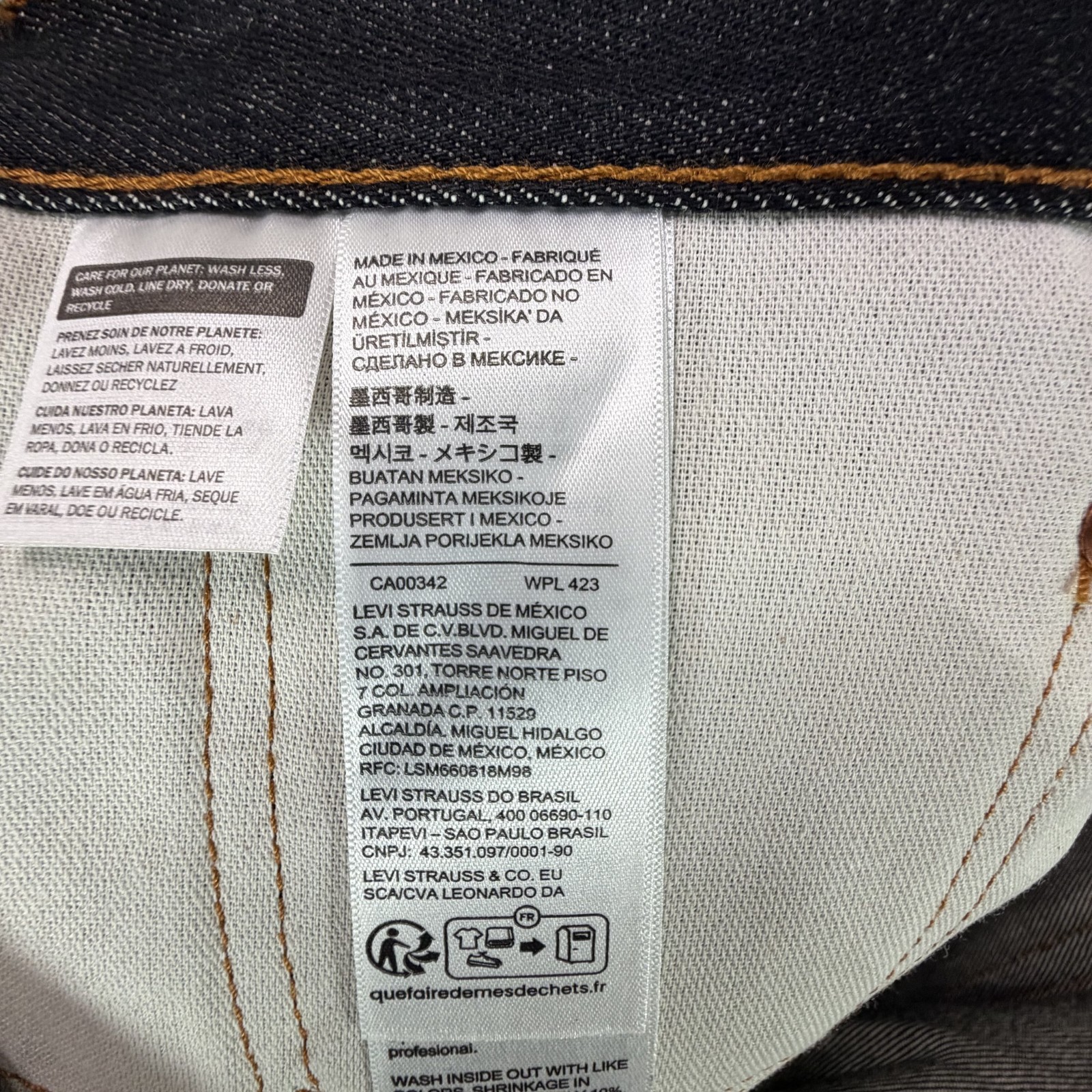 Levi’s 501 Original Shrink-To-Fit Men’s Straight Leg Denim Jeans 42 x 30 NWT