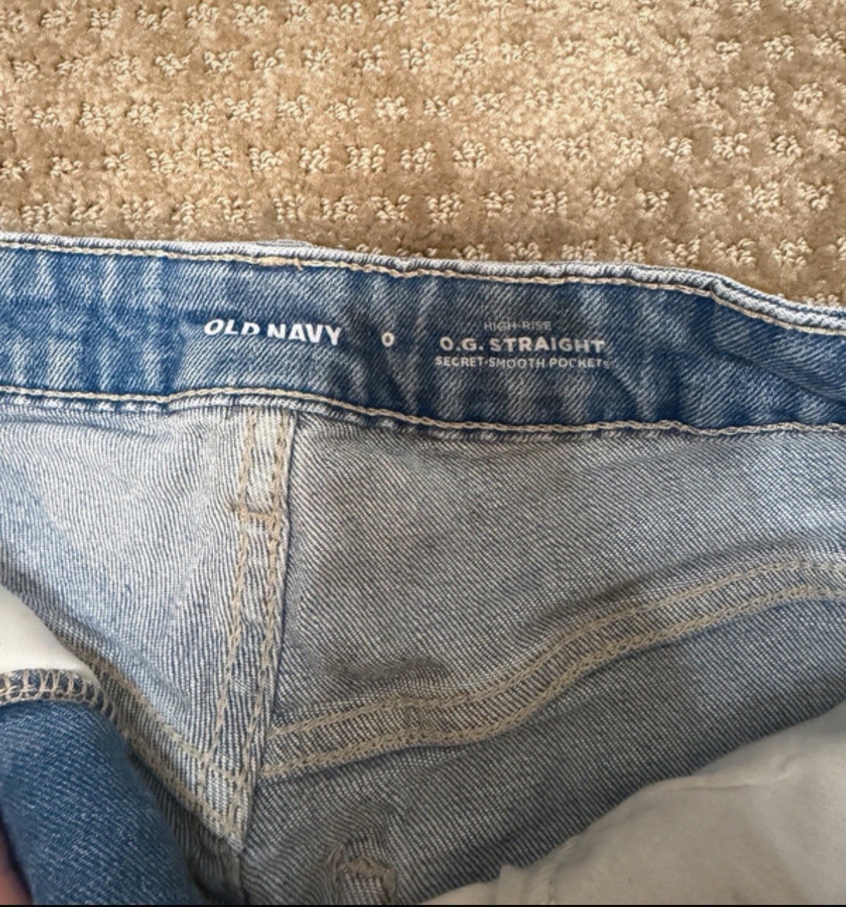 Old Navy O.G. Straight Women’s 0 Blue High Rise Light Wash Distressed Cutoffs