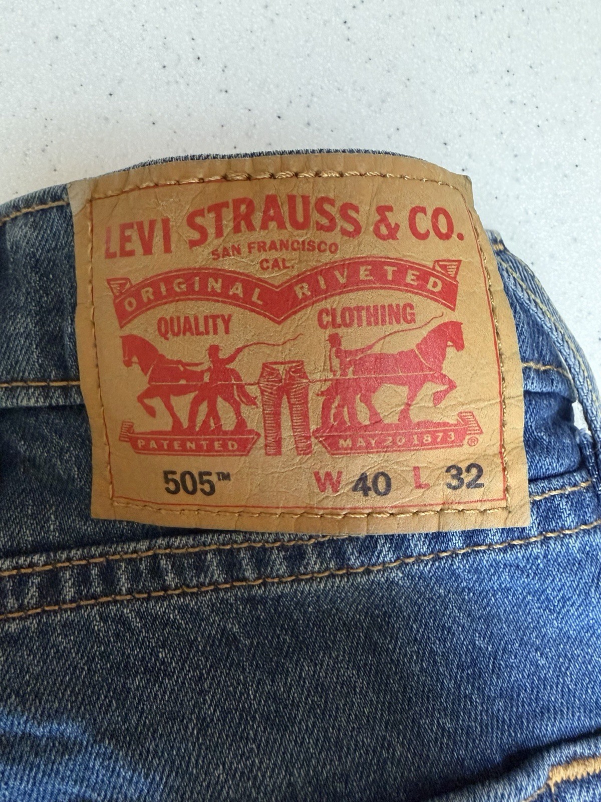 Levi’s 500 Series Men’s Blue Denim Straight Regular Fit Jeans