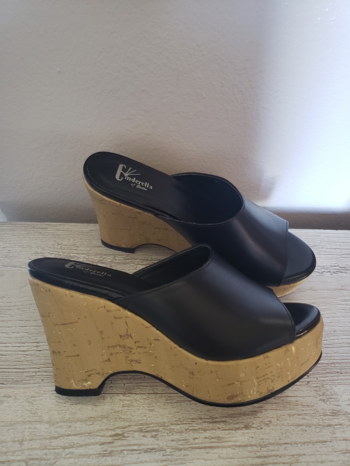 Cinderella of Boston Women’s Black/Beige Slide Wedge Sandals. Petite Women Size2
