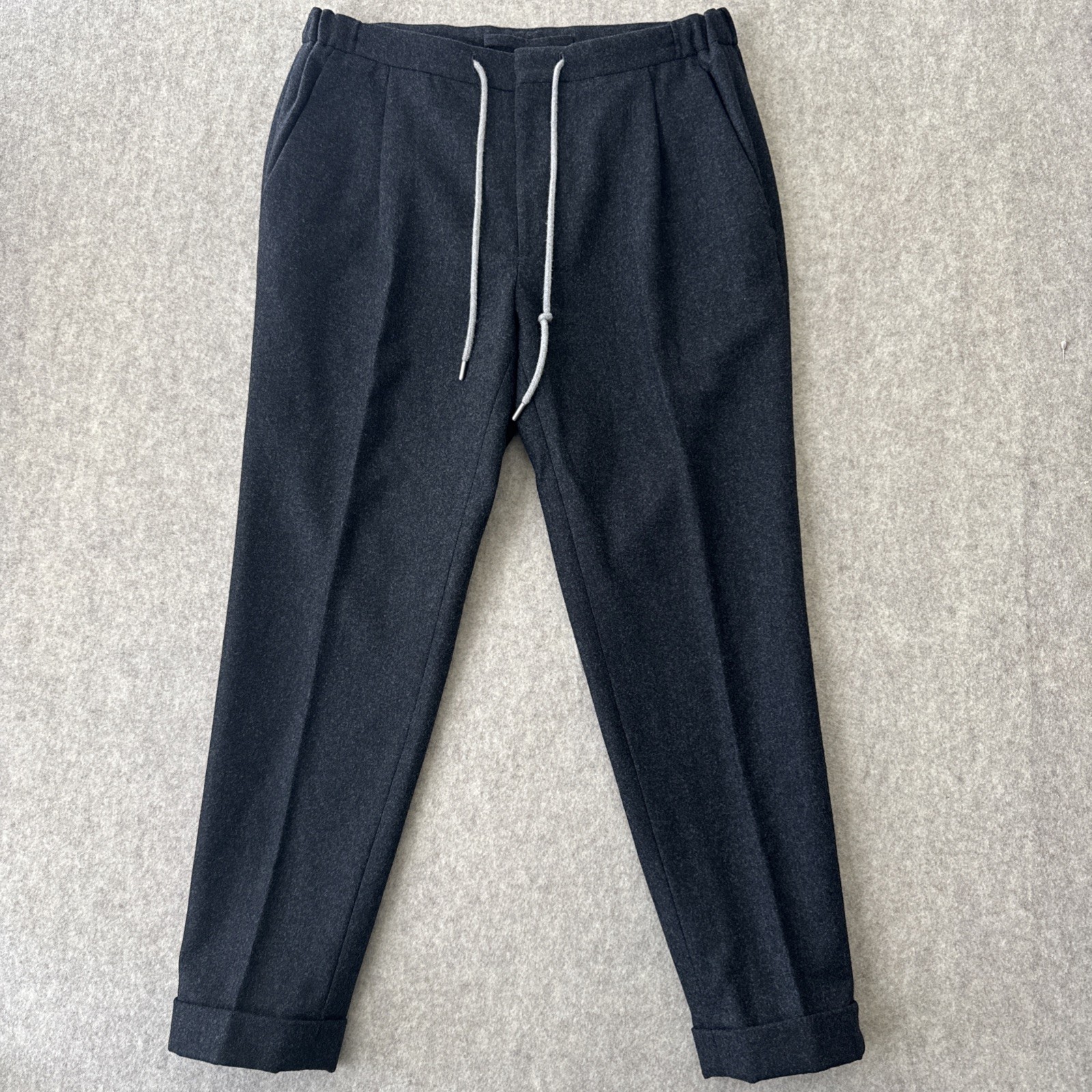 Suitsupply Ames Pleat Pants Mens 32 100% Wool Flannel Drawstring Cuffed Tapered