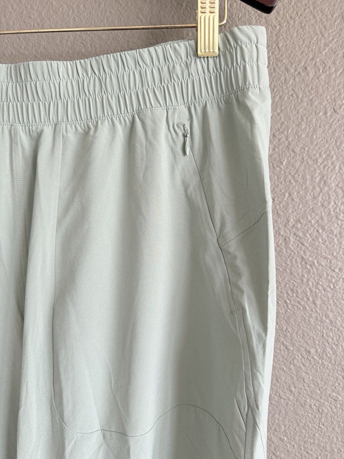 Lululemon Lightweight Swift Mid-Rise Wide-Leg Pant Palm Court Size 10