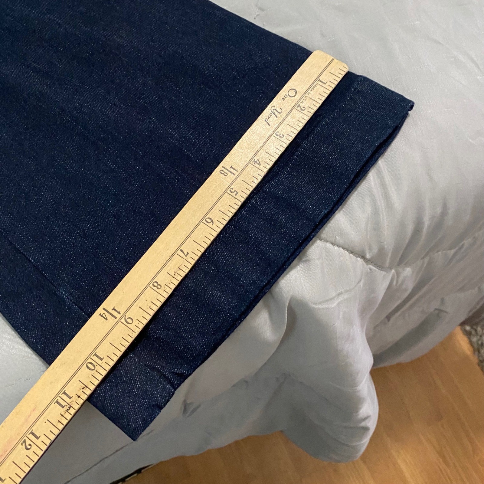 White House Black Market Blanc Flare Jeans Dark Wash Indigo 10S Wide Leg Trouser