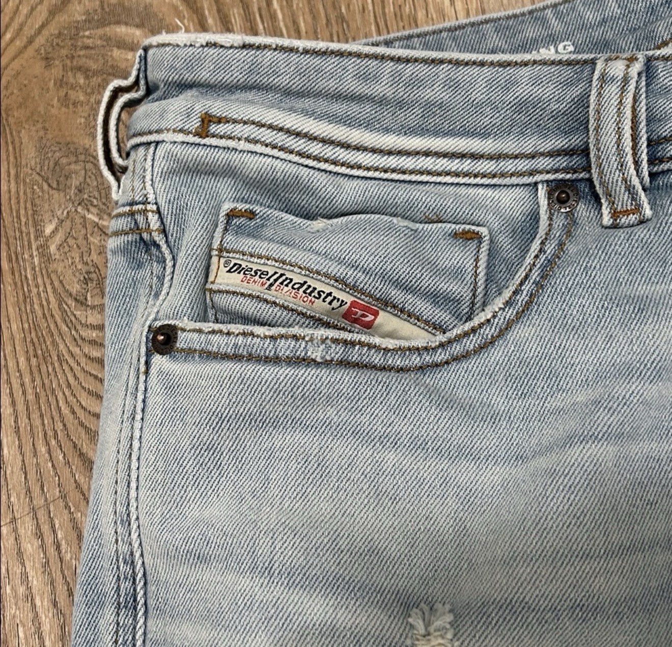 Mens Diesel Jeans 34×32 Blue