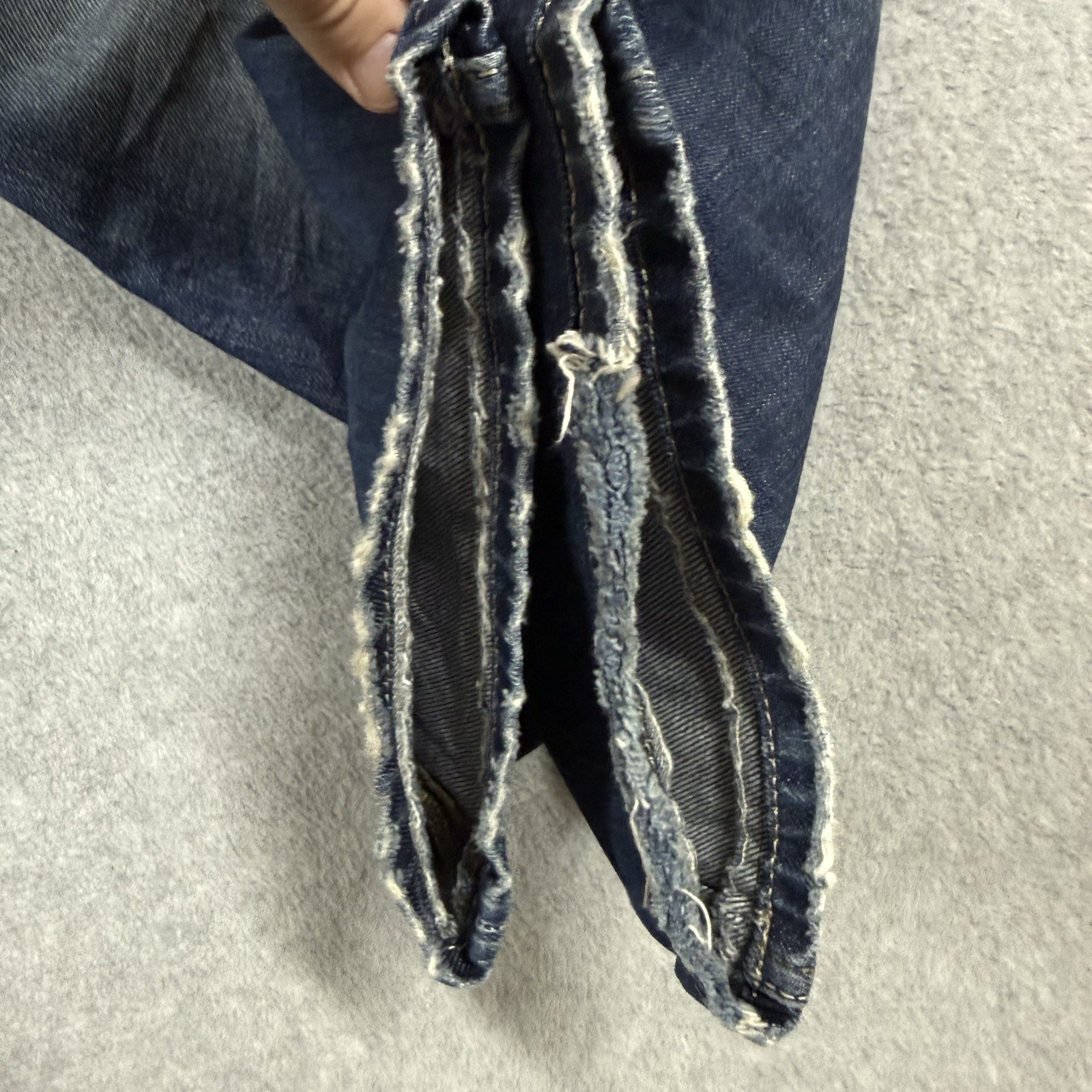 Diesel LARKEE Jeans Men 29×32 Blue Straight Leg Heavy Faded Wash DNA Denim 0880E