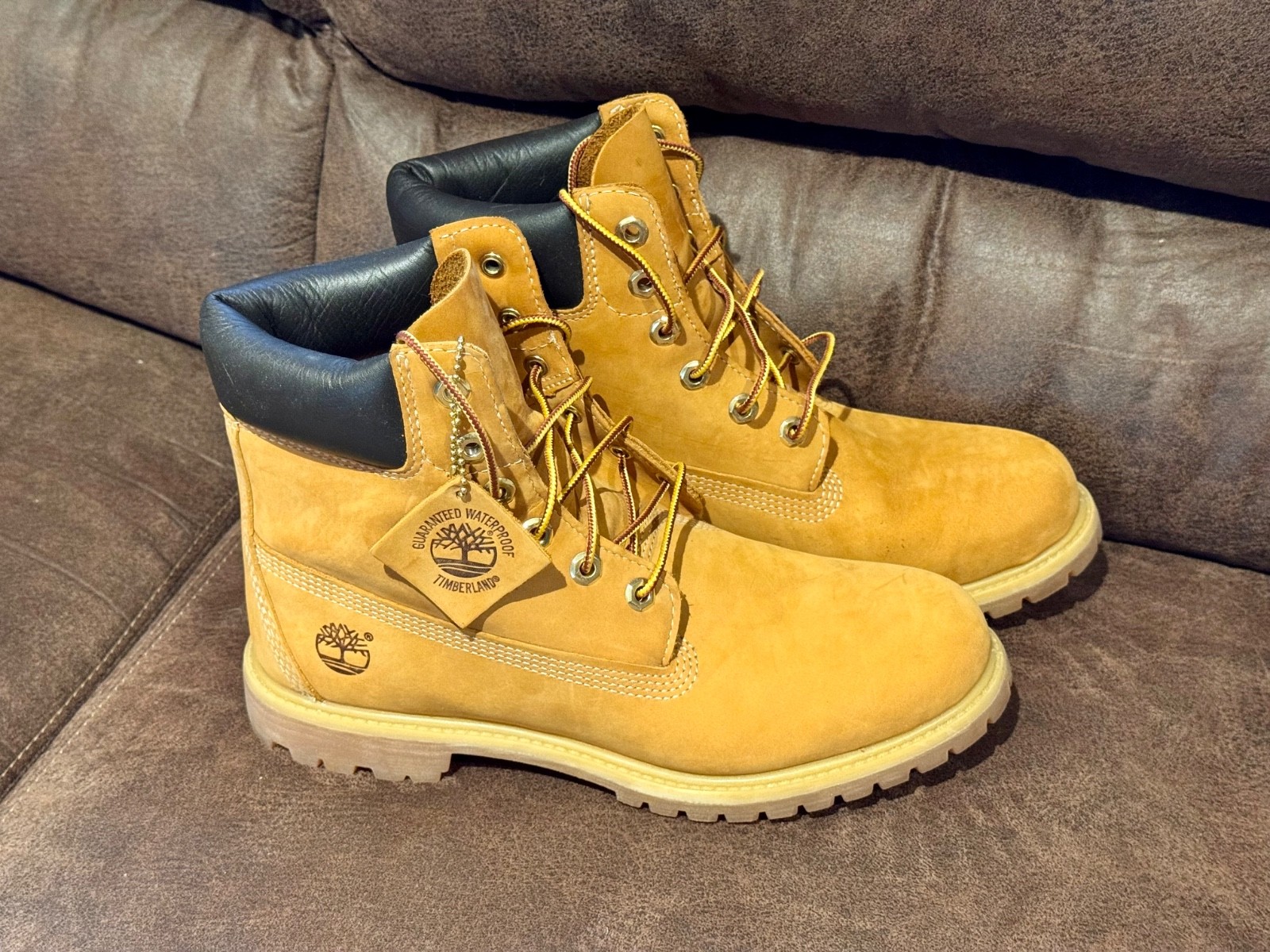 Women’s 10M Timberland Classic 6-Inch Premium Waterproof Boot Wheat Nubuck 10361