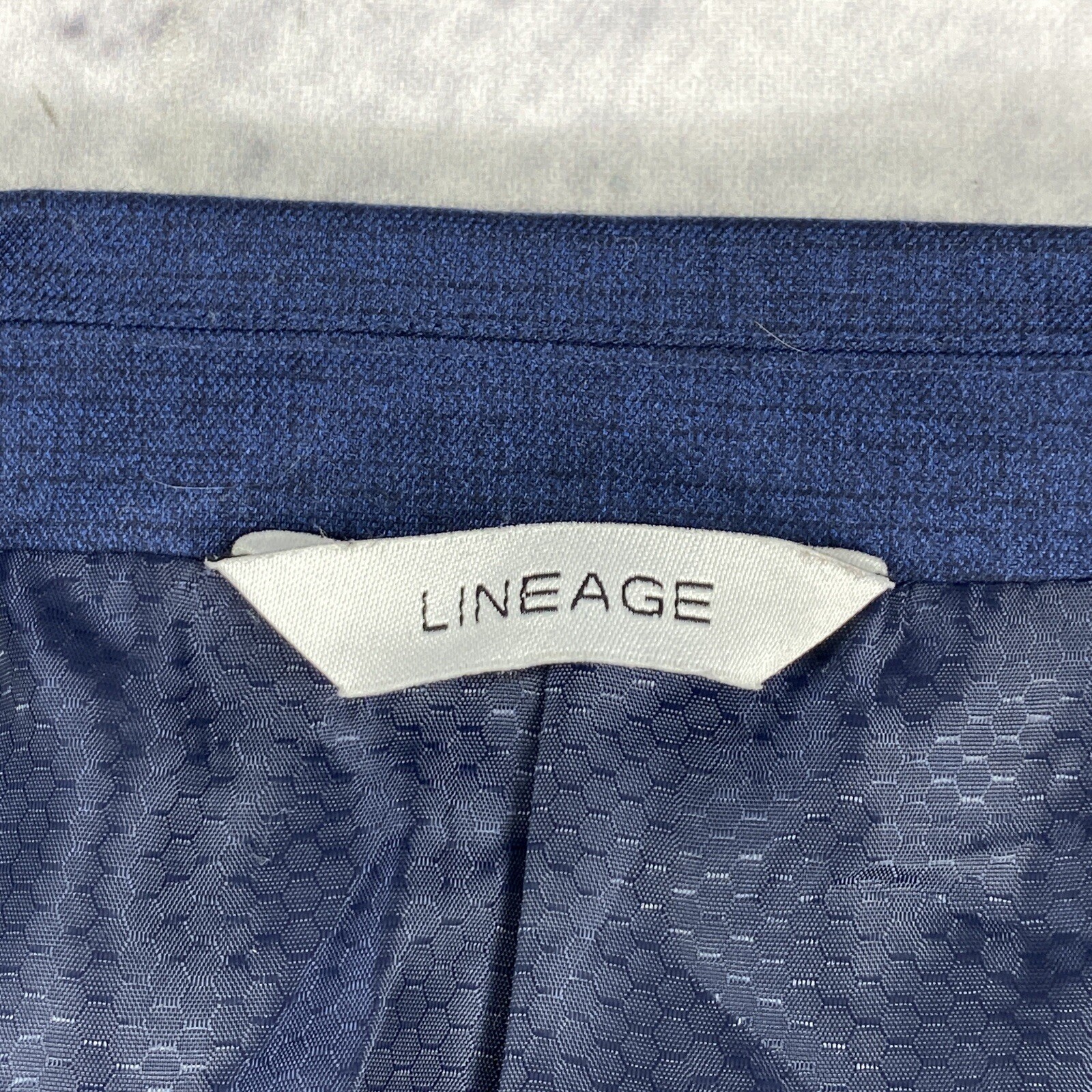 Lineage Men’s Sport Coat Blazer 50R Two Button Navy Rayon Poly Spandex Blend