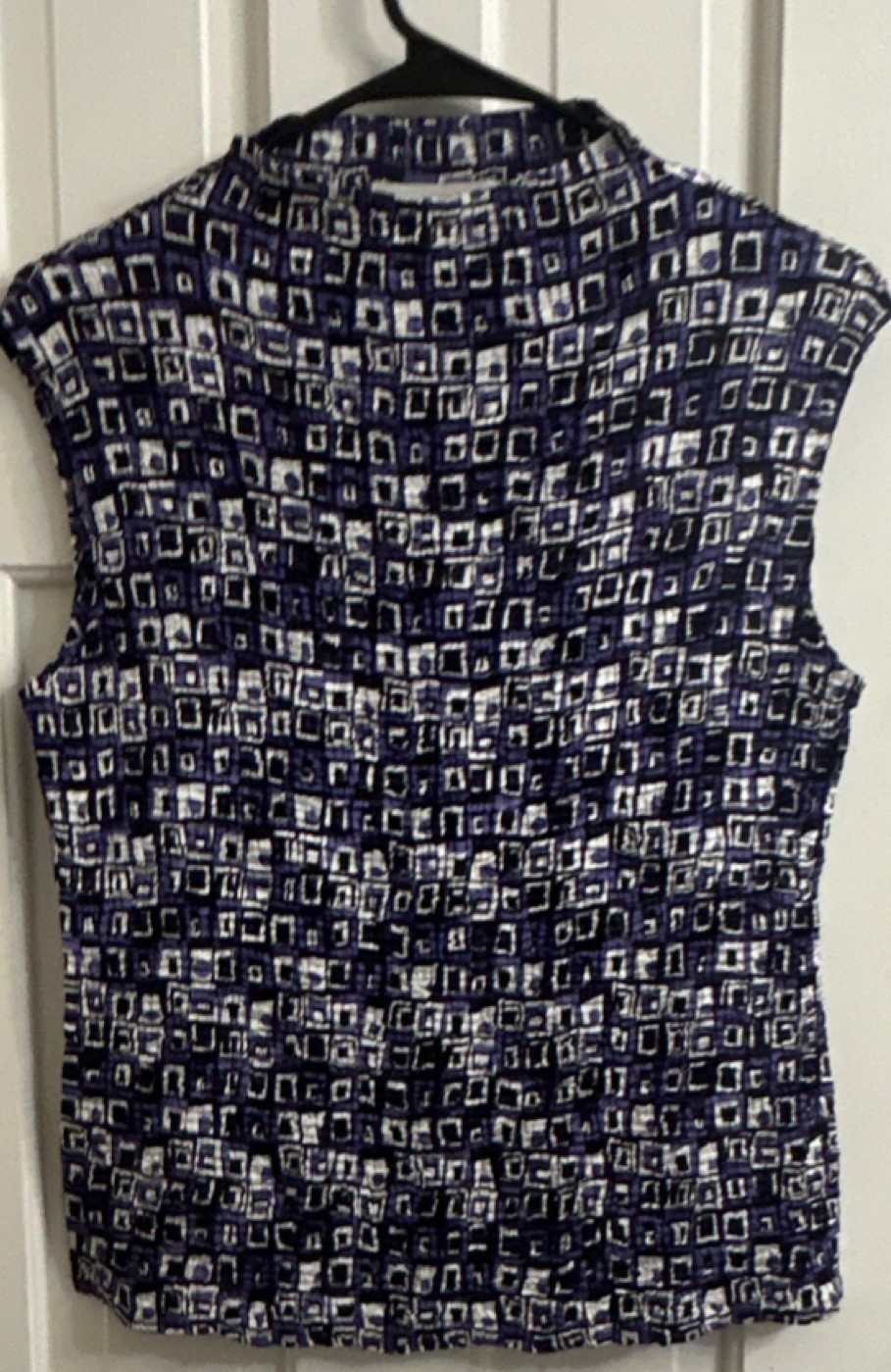 Petite Sophisticate Geometric Sleeveless Blouse Blue White Black Petite M