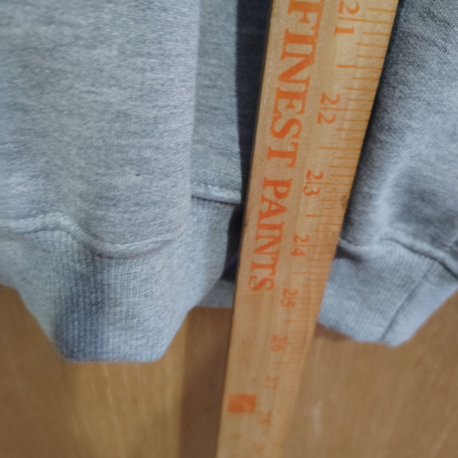 Peru Brand Logo GreySweatshirt Size M 100% Cotton Embroided Logo Long Sleeve