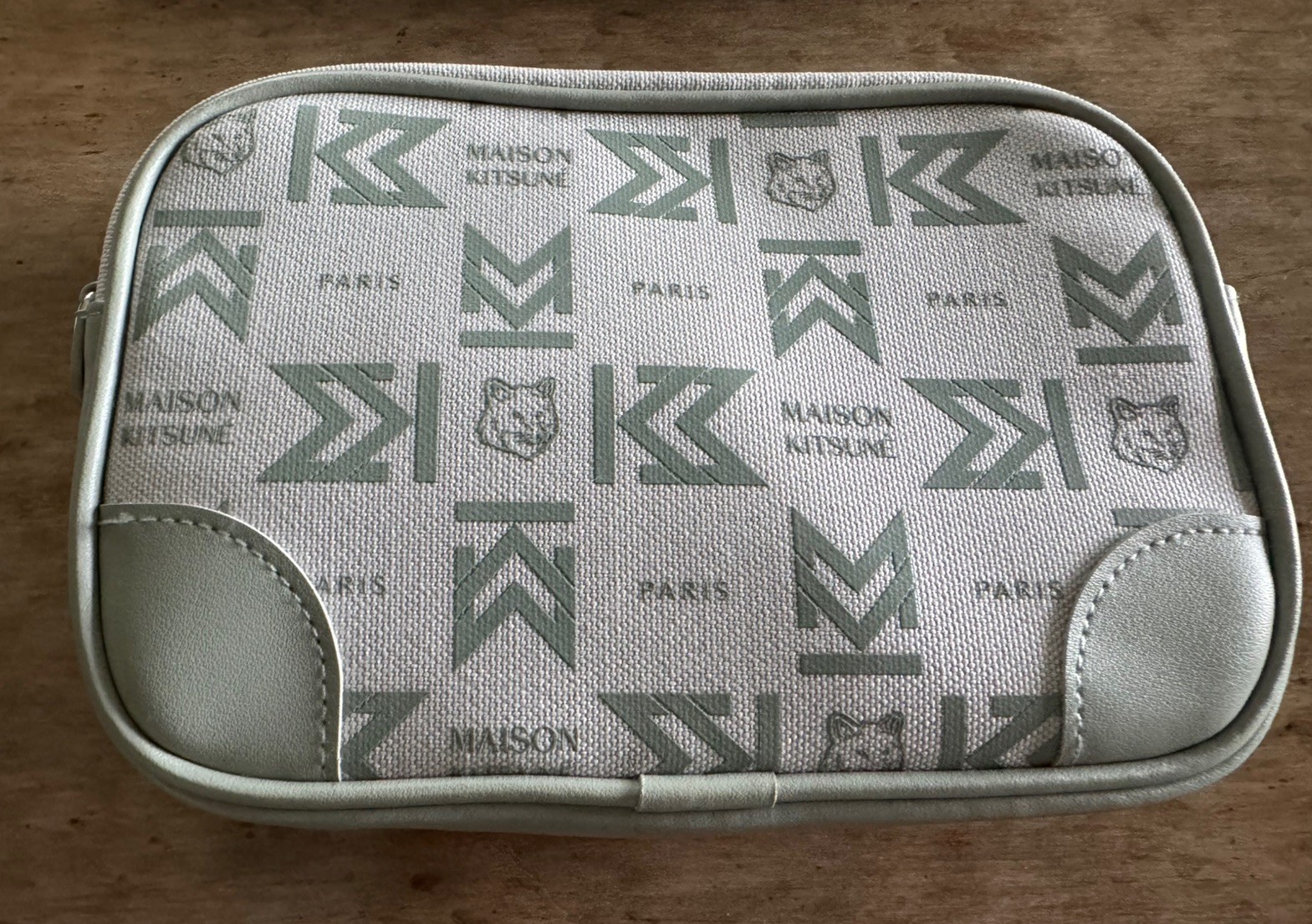 EVA AIR Maison Kitsune Amenity Bag Pouch Crossbody Strap AOP Logo Print