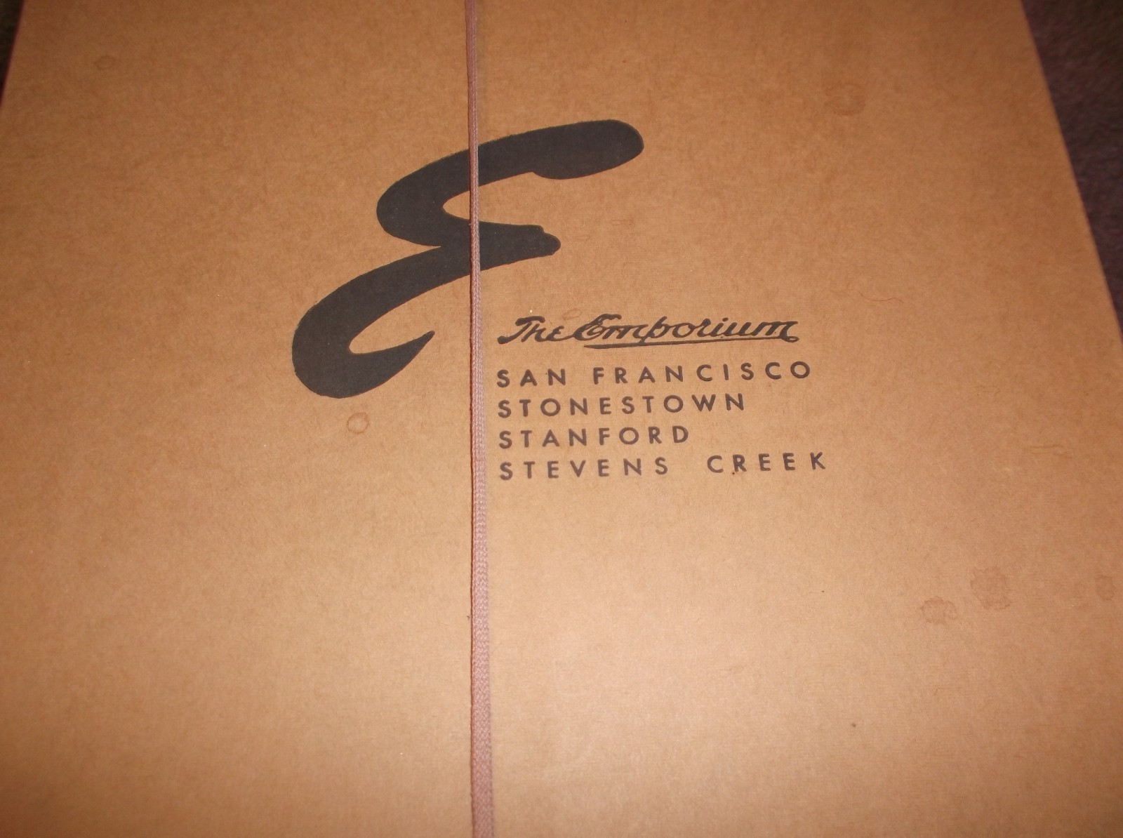 VINTAGE The Emporium Hat Box 11 1/4″ x 11 1/4″ x 7 1/4″