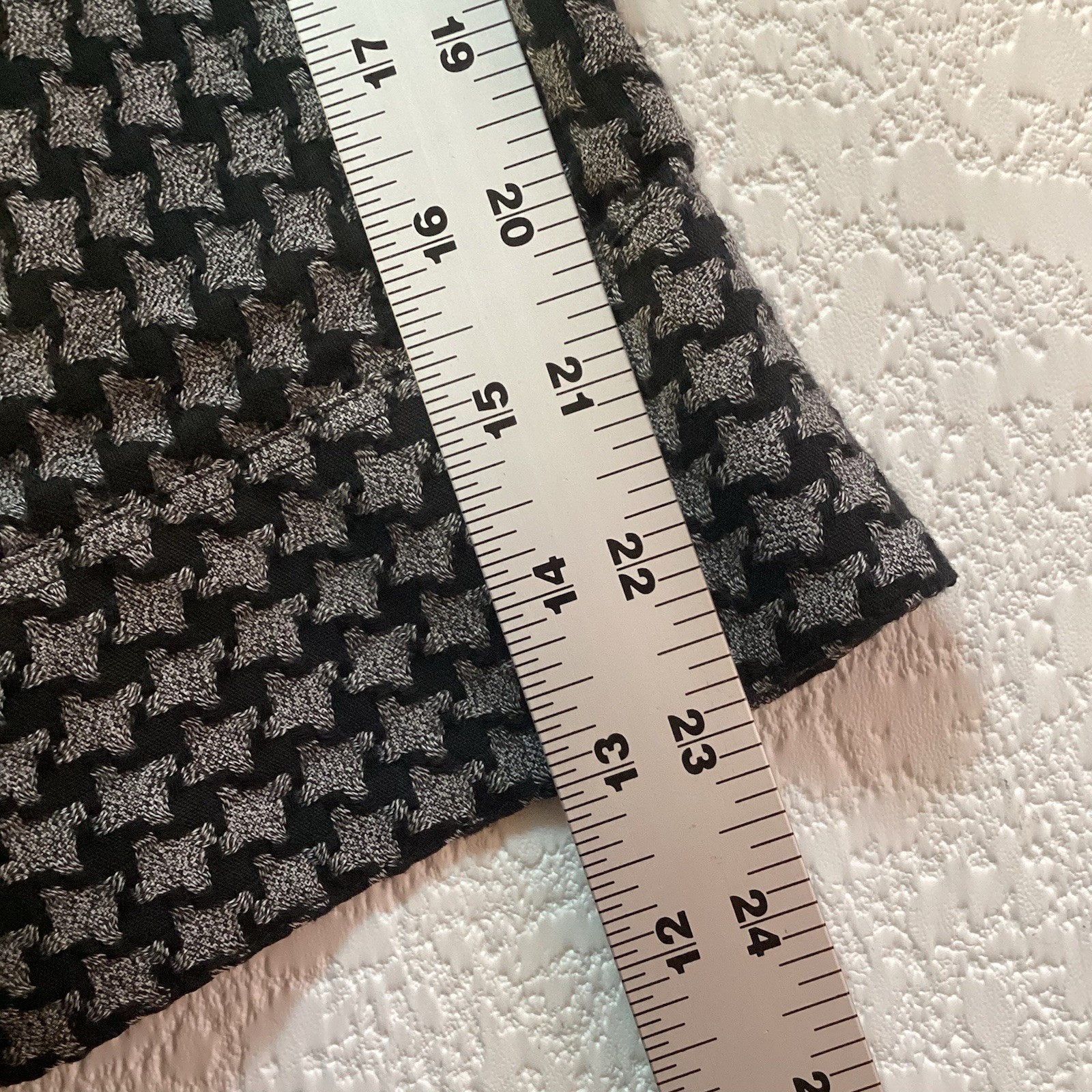 Vintage 90s Haupt Made in Germany Houndstooth Print Men’s Shirt XL 25”x27.5”