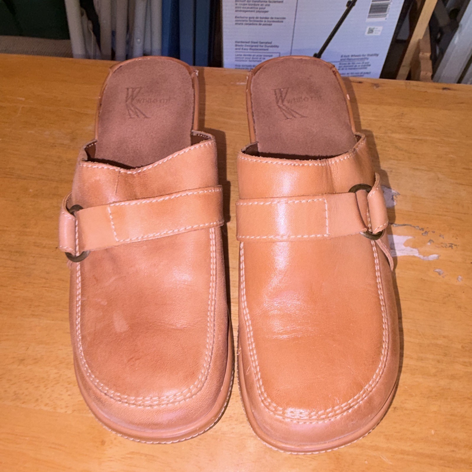 Women’s Brown Leather Mule Heels Slip-On Closed Toe Buckle Straps, US 7.5M