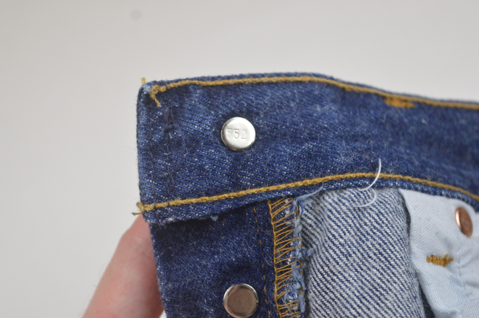 Vintage 1993 Levi’s 501 MADE IN USA Indigo Denim Jeans W29 L38