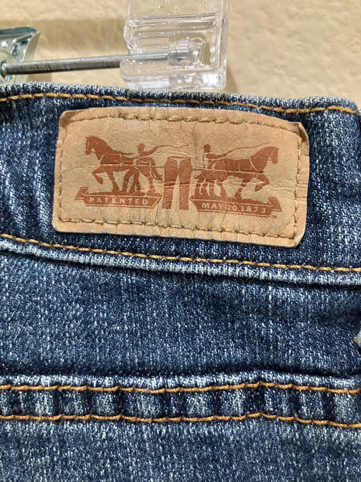 Levi’s 505 Straight Leg Jeans Blue Mid Wash Stretch Classic Denim Women’s 8M