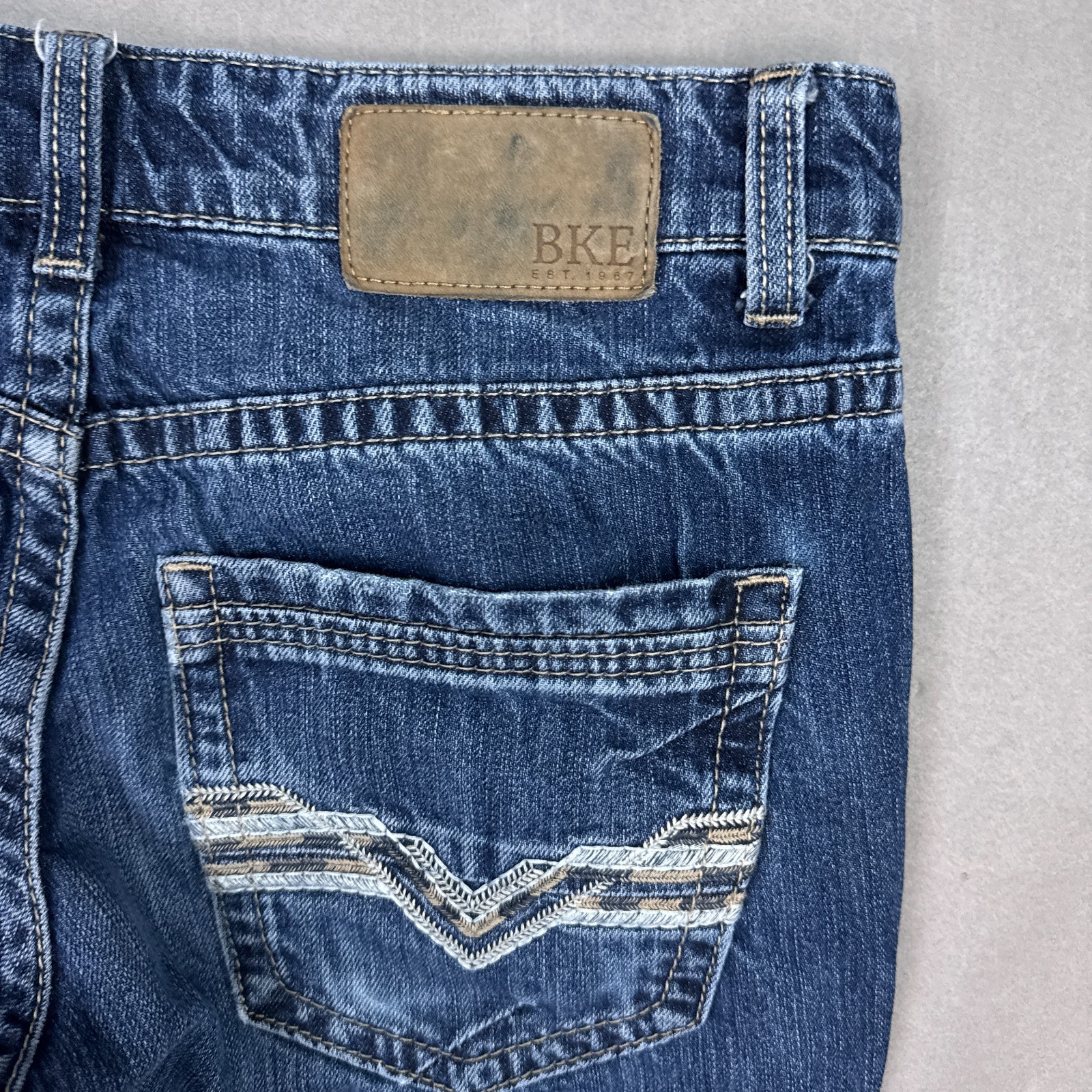 BKE Buckle Jeans Mens 30×32 Blue Jake Denim Pants Faded Washed Out (Tag29x34)