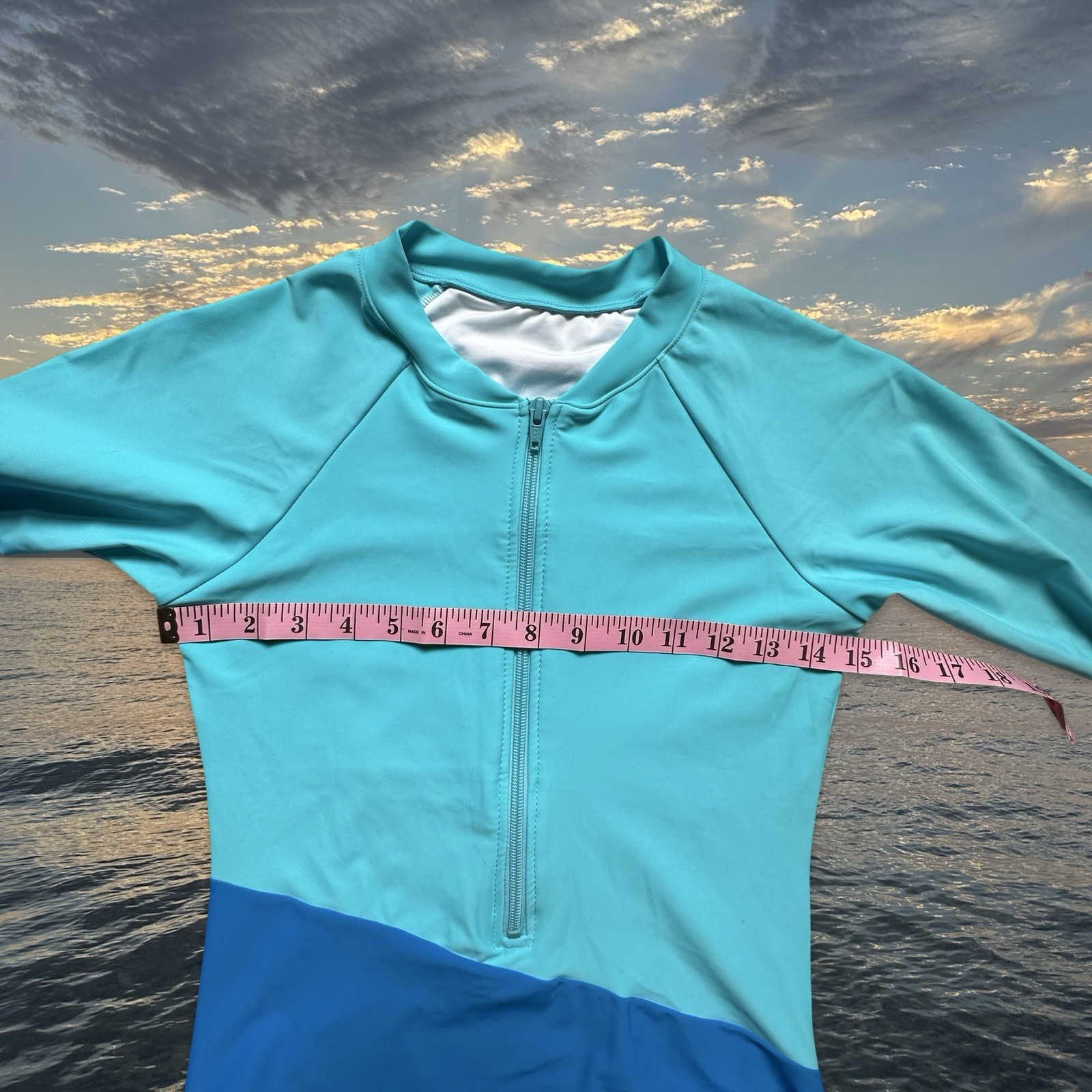 RELLECIGA Women Long Sleeve Rash Guard One Piece Swimsuit Colorblock Zip Front S