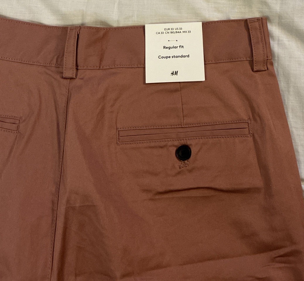 NWT~H&M~Men’s Regular Fit~Cotton Chino Shorts~Sz 33W/7”L~98% Cotton 2% Elastane