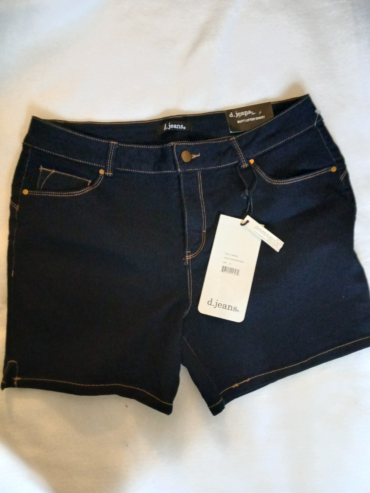 d.jeans Women’s Butt Lifter Denim Shorts Modern Fit Dark Wash Blue Size 14