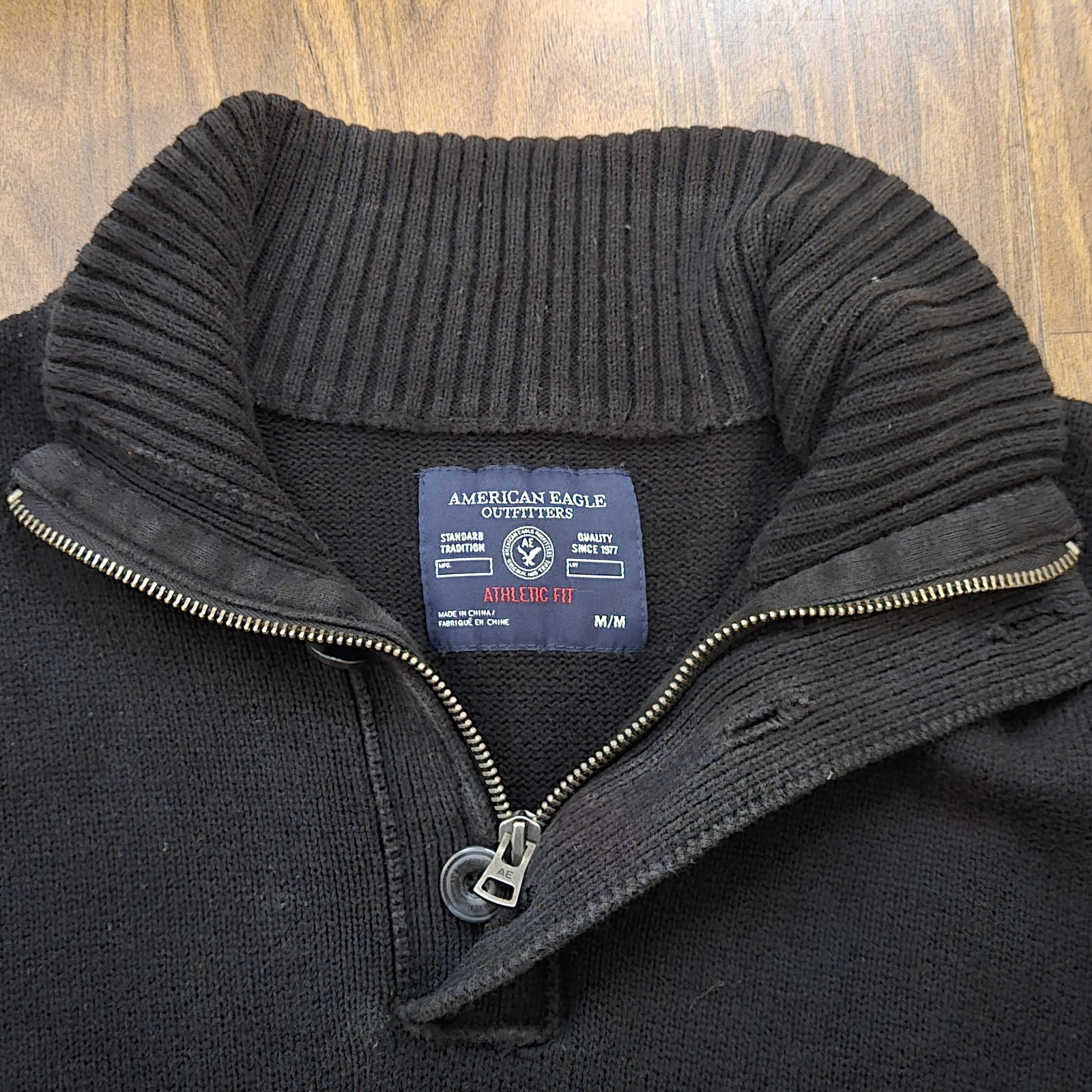 American Eagle Outfitters Men’s Black Mock Neck 1/4 Zip Knit Sweater M Athletic