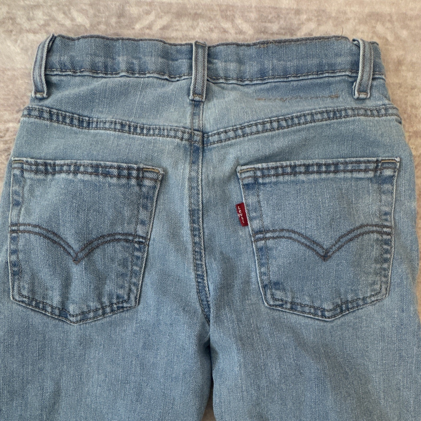 Levi’s Performance Boys Straight Fit Light Wash Stretch Denim Jeans Size 10