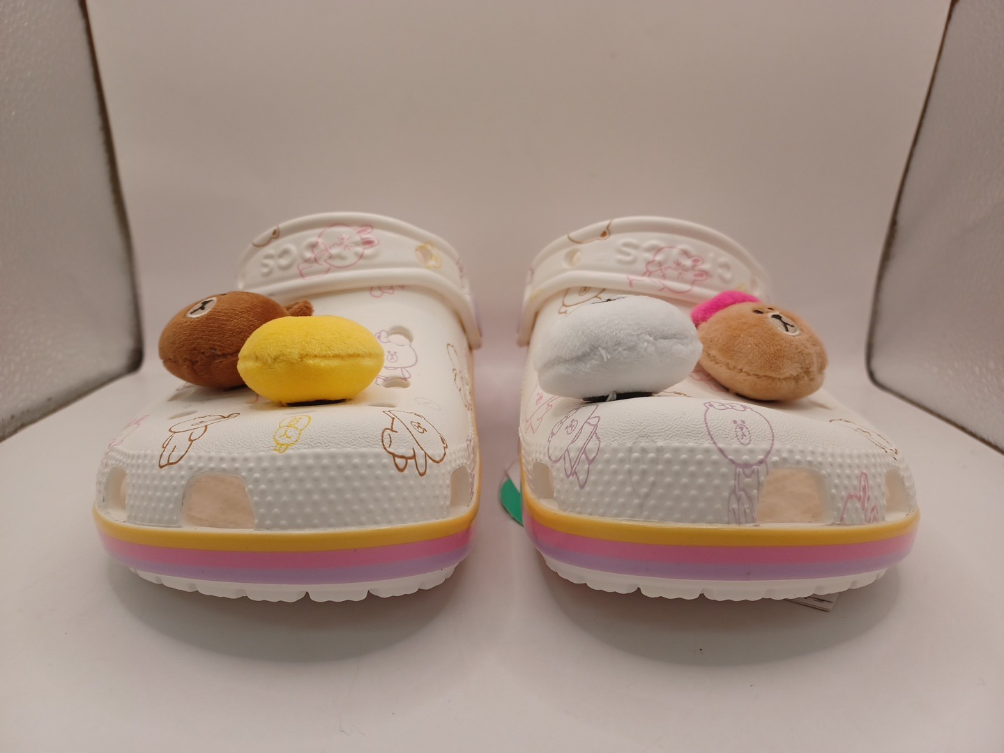 NEW Crocs Line Friends Classic Size Men 4 Women 6 US