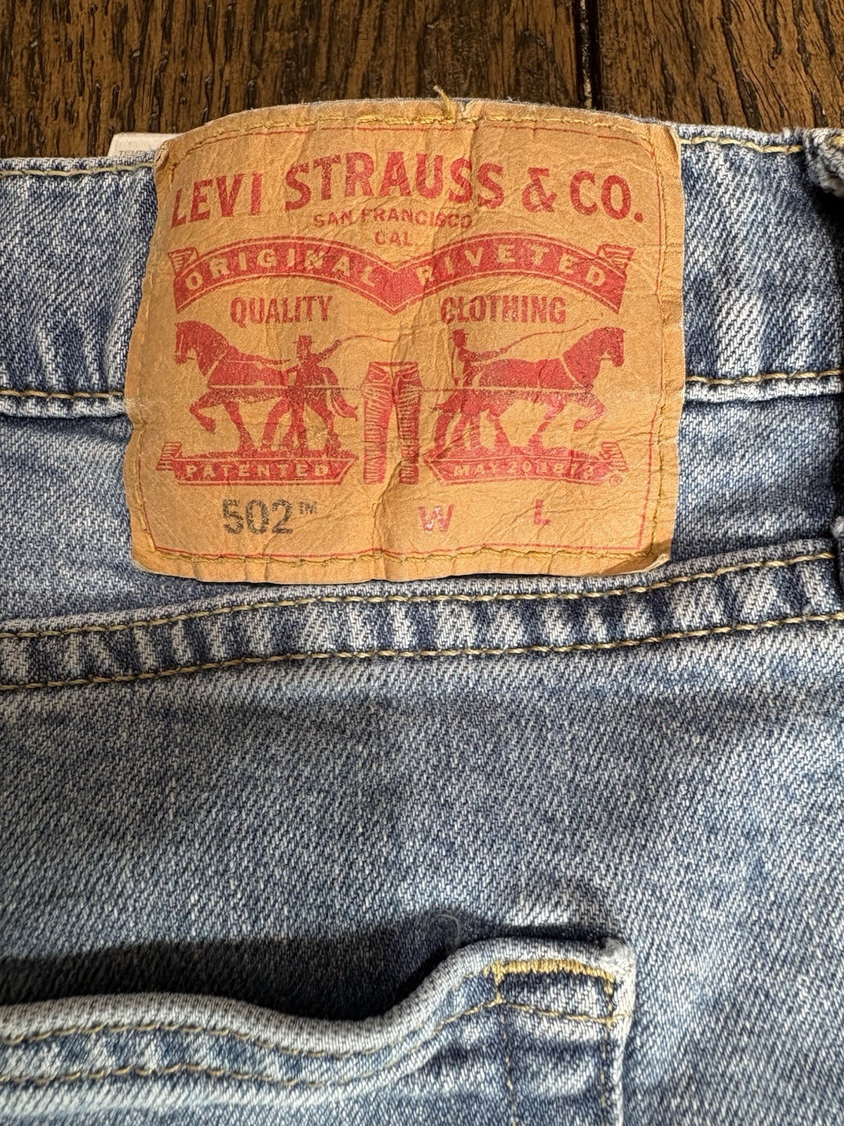 Levi’s Men’s Blue Denim Jeans Light Wash Tapered Regular Fit 5-Pocket 46×30