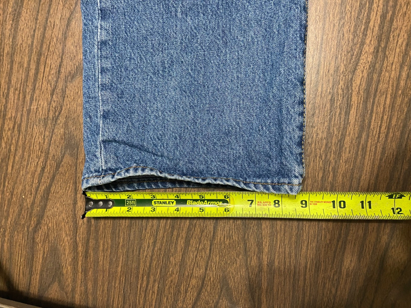Levis 501 Button Fly Jeans Straight Leg Color Blue 40X30