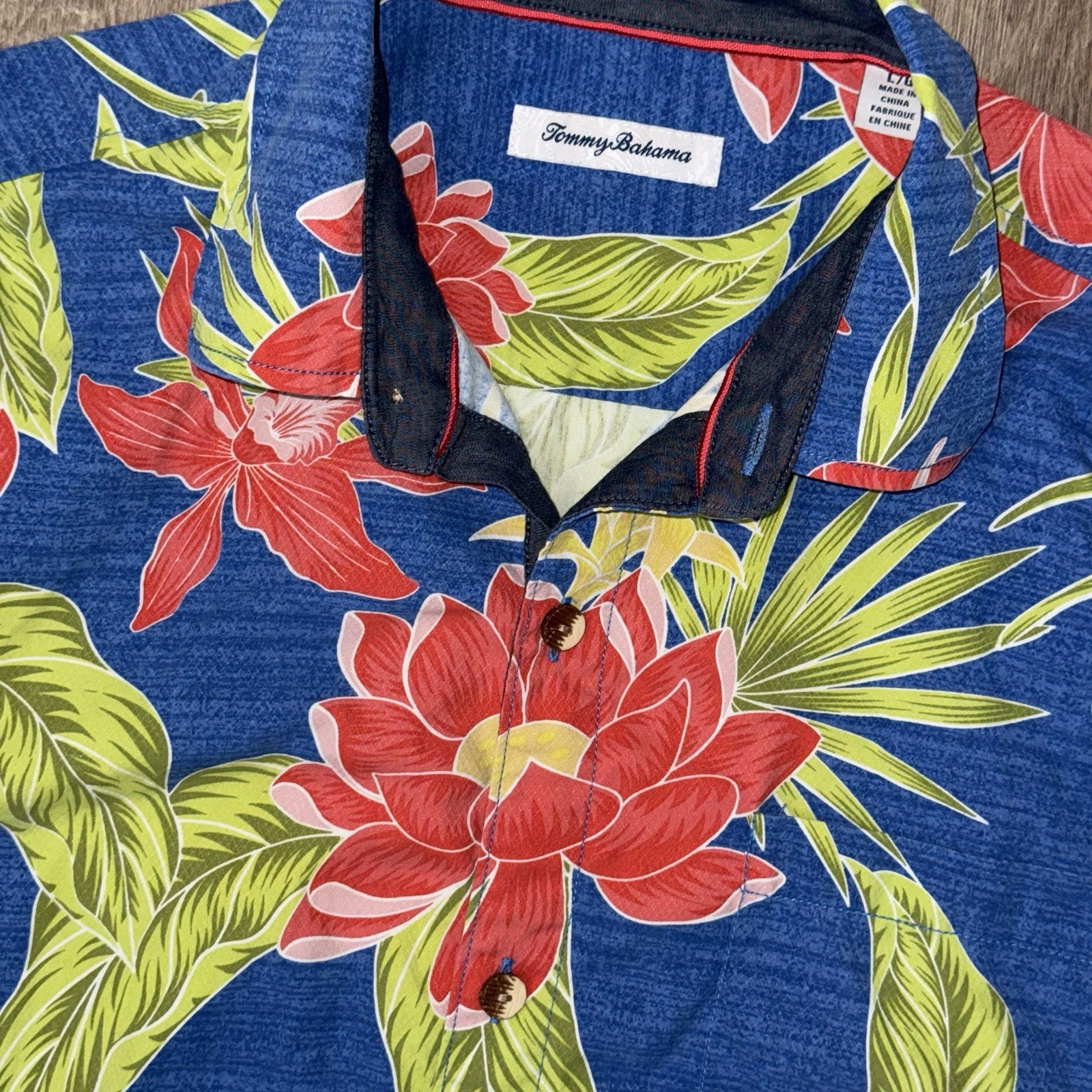 Tommy Bahama IslandZone Silk Camp Shirt Colorful Floral Hawaiian Men’s Large
