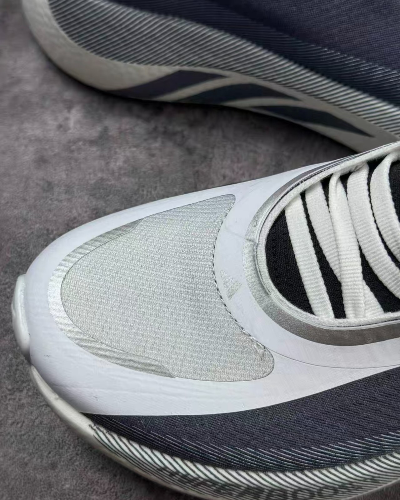 adidas Hyperboost Edge Cloud White Aurora Onix KI4392
