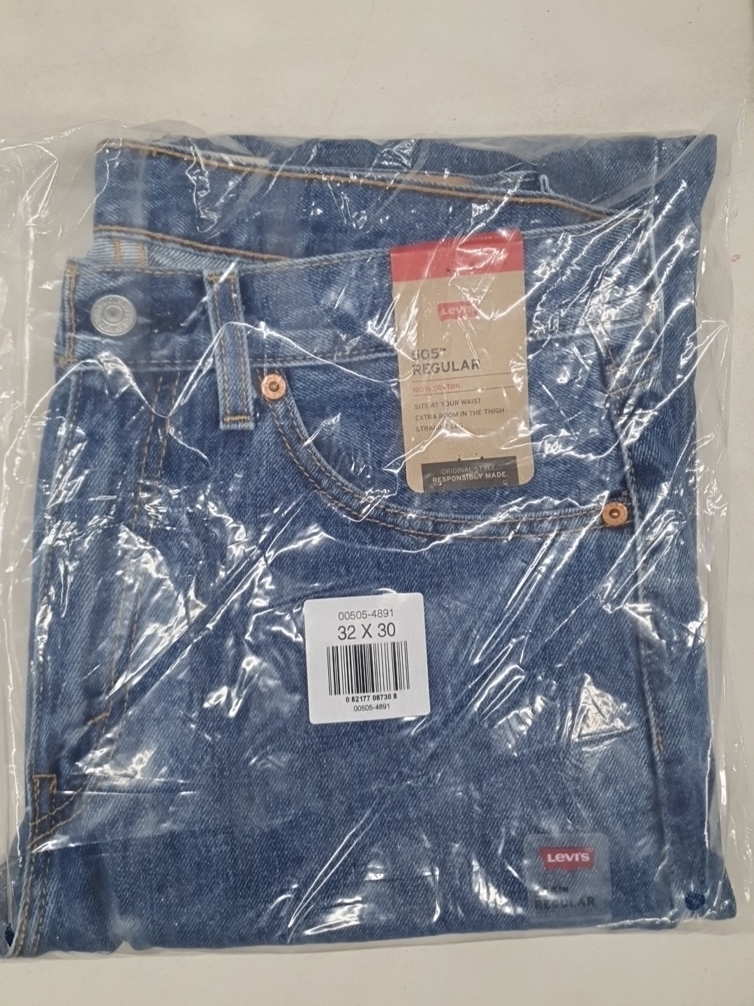 Levi’s Men’s 505 Regular Fit Denim Jeans Stonewash Size 32 X 30 NWT Extra Room