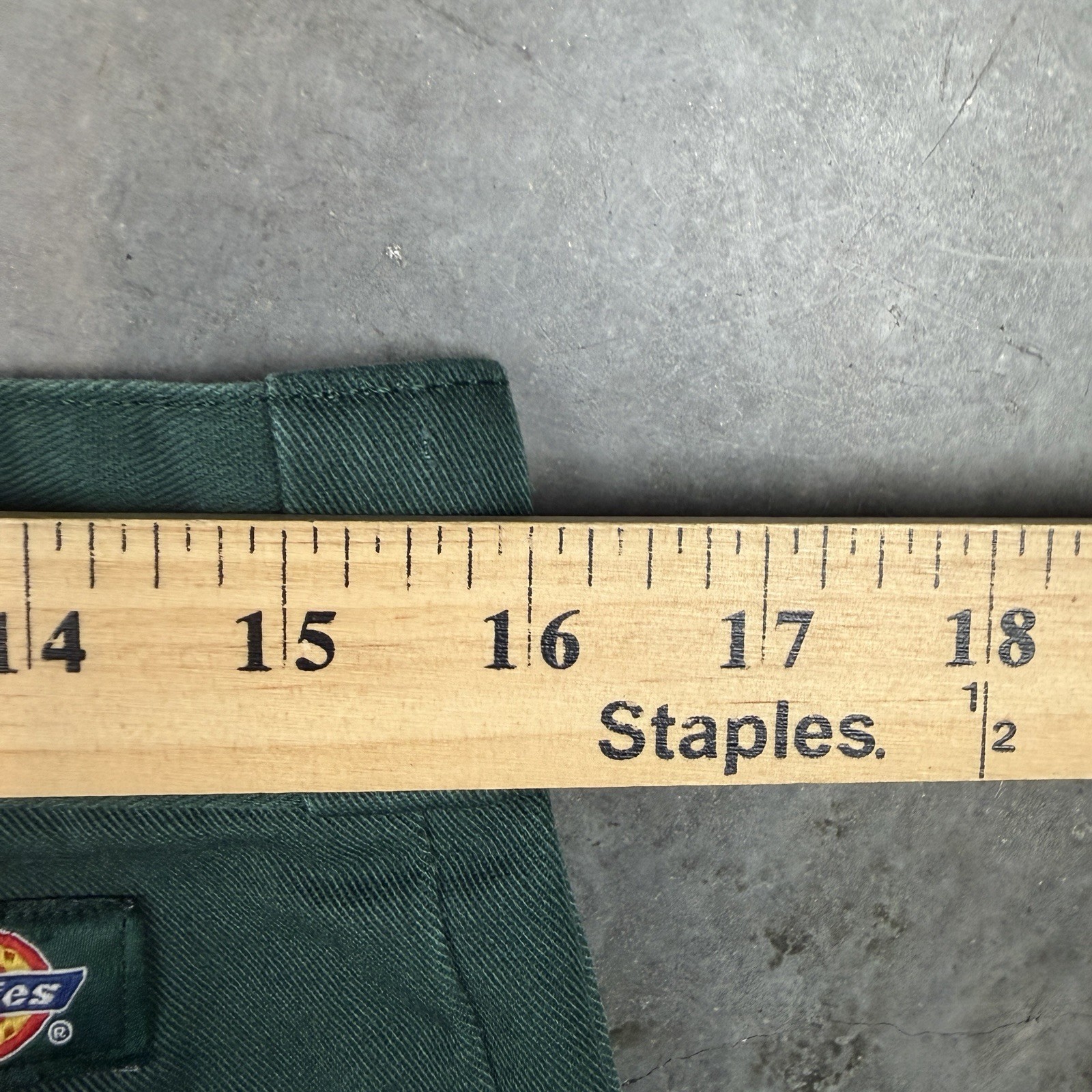 Dickies 874 Pants Mens 32×30 Green Work Wear Skateboard Flaws
