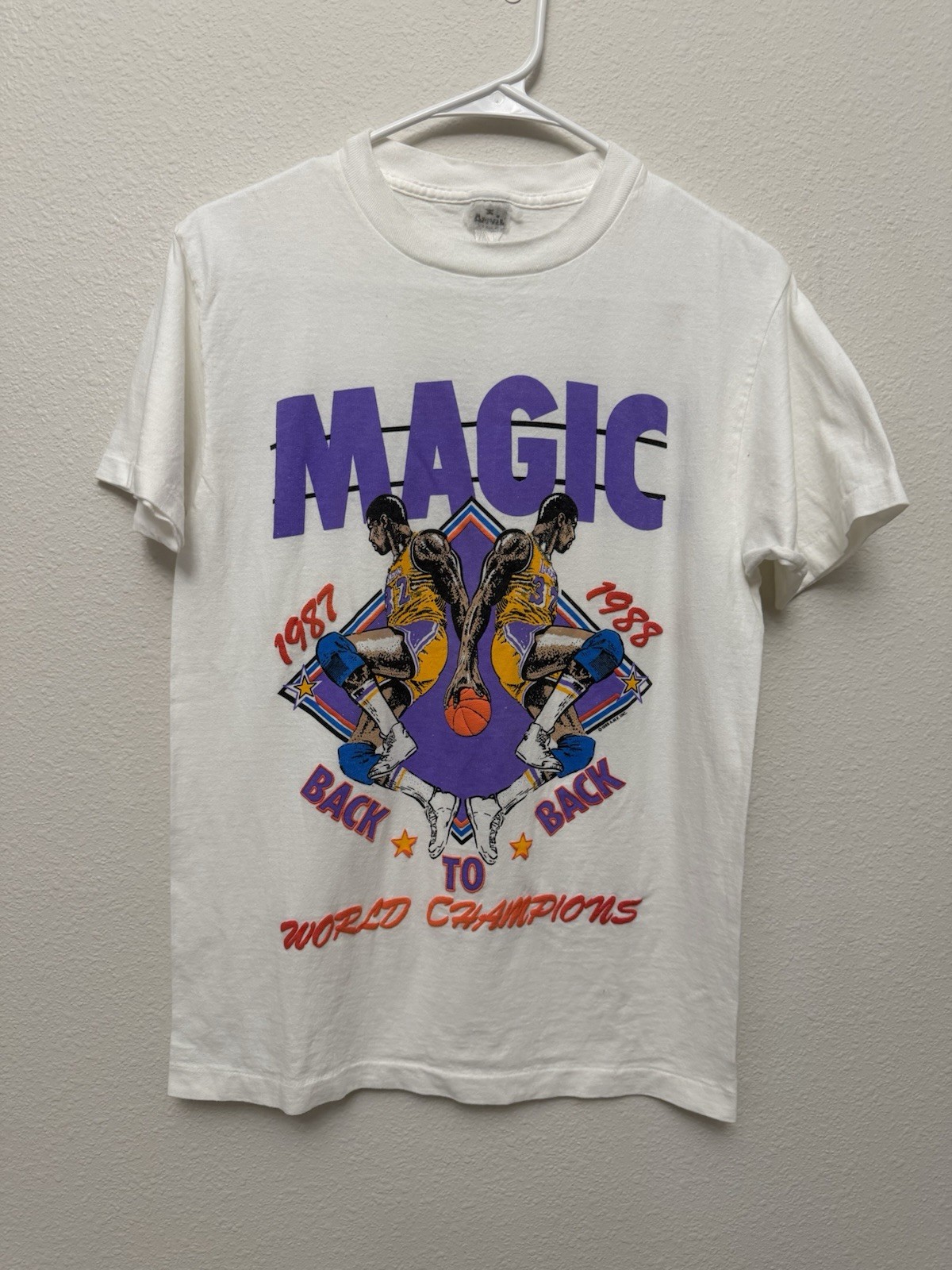 Vtg Anvil Magic Johnson Shirt Mens Back To Back Champs NBA 1988 Puff Print Sz S