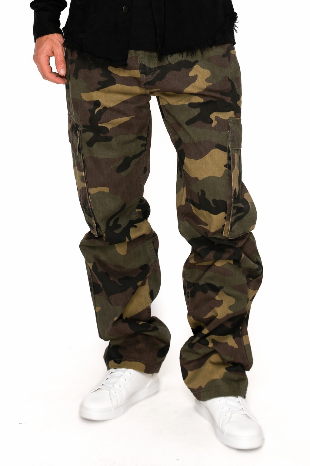 Victorious Men’s Essential Baggy Fit Cargo Denim Cotton Pants DL1583